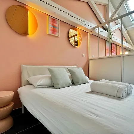 Blossom - Check In H24 - Wifi Villeurbanne